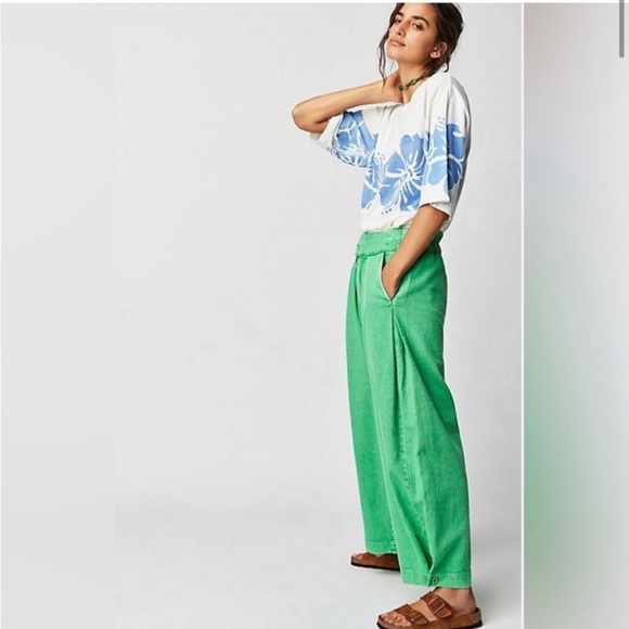 Free People The Bureau Hibiscus Oversized Tee - Picture 2 of 9